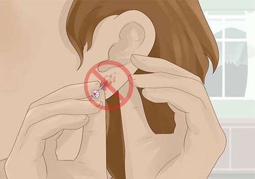 Có nên đeo tăm vào lỗ tai hay không?