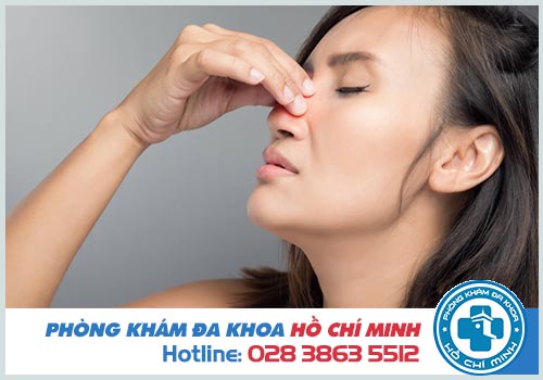 Mào vách ngăn mũi là gì? Cách điều trị