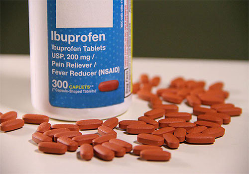 Thuốc ibuprofen ngưng kinh nguyệt có tốt không? Cách sử dụng