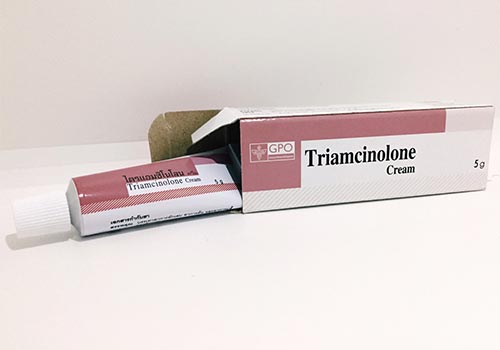 Thuốc Triamcinolone: Là gì, Tác dụng, Cách dùng, Liều lượng